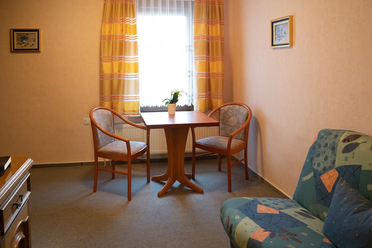 1 bedroom, desk, laptop workspace, free wifi