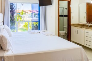 3 quartos, ferros/tábuas de passar roupa, Wi-Fi, roupa de cama