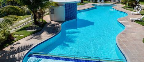 Piscine extérieure
