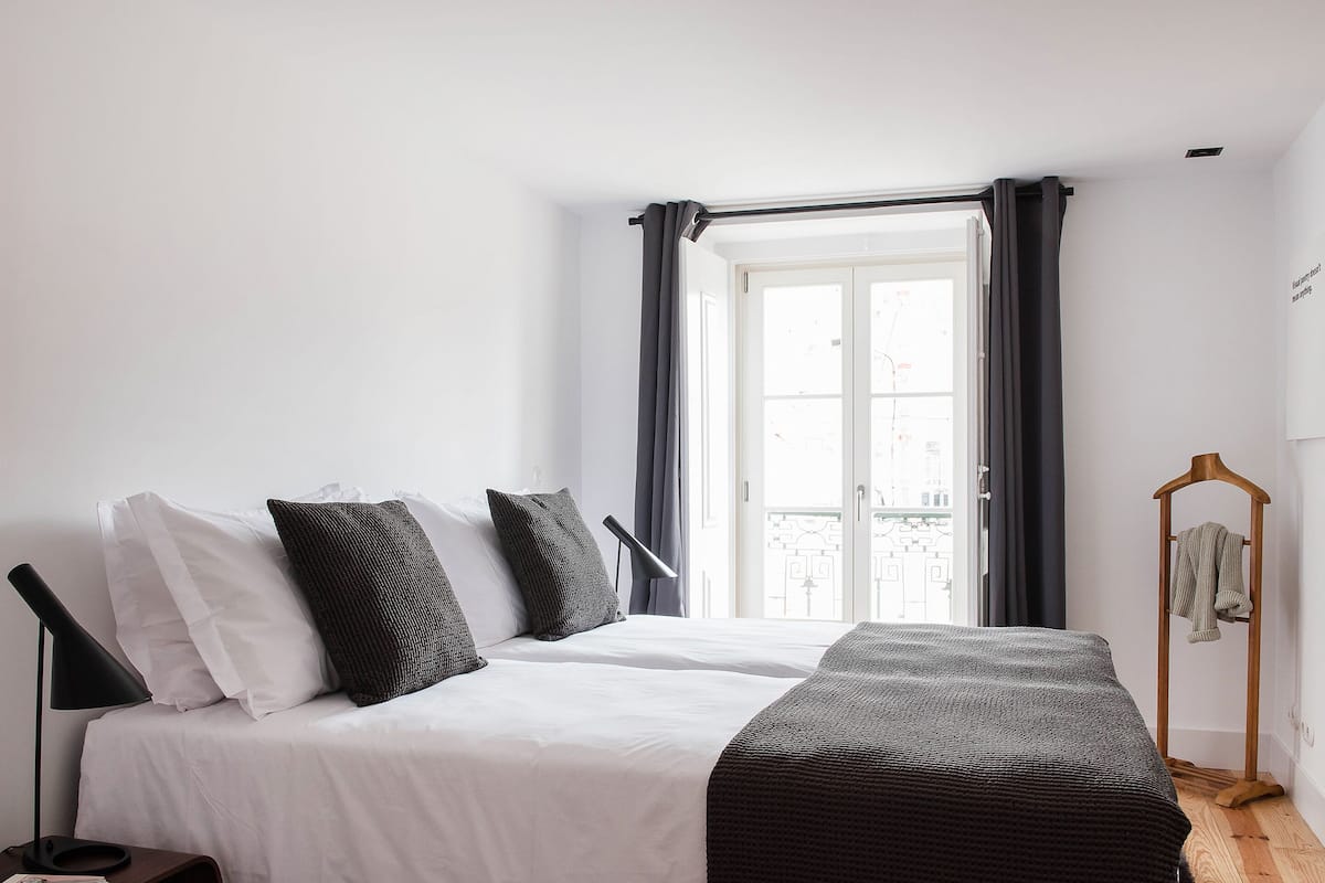 2 bedrooms, premium bedding, in-room safe, individually decorated