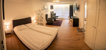 Quarto casal conforto | Roupas de cama antialérgicas, escrivaninha