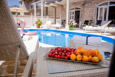 Villa Branka D1 apartment with Pool near Dubrovnik
