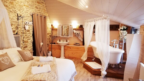 Habitación romántica doble | Decoración individual y mobiliario individual