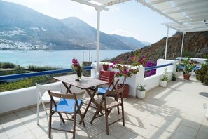 Apartment, 2 Bedrooms, Sea View | Terrace/patio