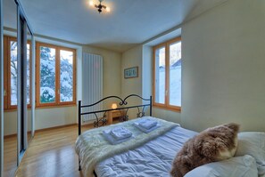 3 chambres, Wi-Fi gratuit, draps fournis