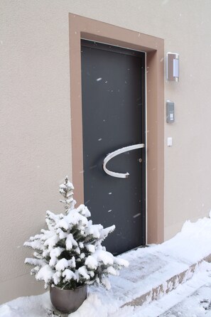 Property grounds - Nice and modern apartment with three bedrooms, two bathrooms and sauna (Burgbernheim)