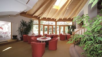 Bar (in der Unterkunft)