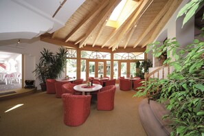 Bar (on property) - Hotel Metzgerwirt (Kirchberg in Tirol)