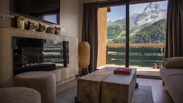 Chalet Supérieur, 2 chambres, vue montagne | Coin séjour