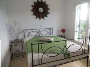 3 habitaciones, tabla de planchar con plancha y wifi gratis
