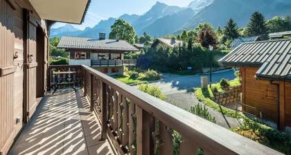 Glacier 3 Bed Apartment with Mountain Views Les Houches