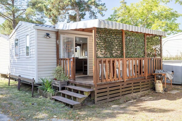 Exterior - 2 Bed - Sleeps 4 - On-Site Activities - Near Beach (Saint-Jean-de-Monts)