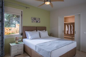 2 bedrooms - Sunshine Apartment,  Koutouloufari (Koutouloufari)