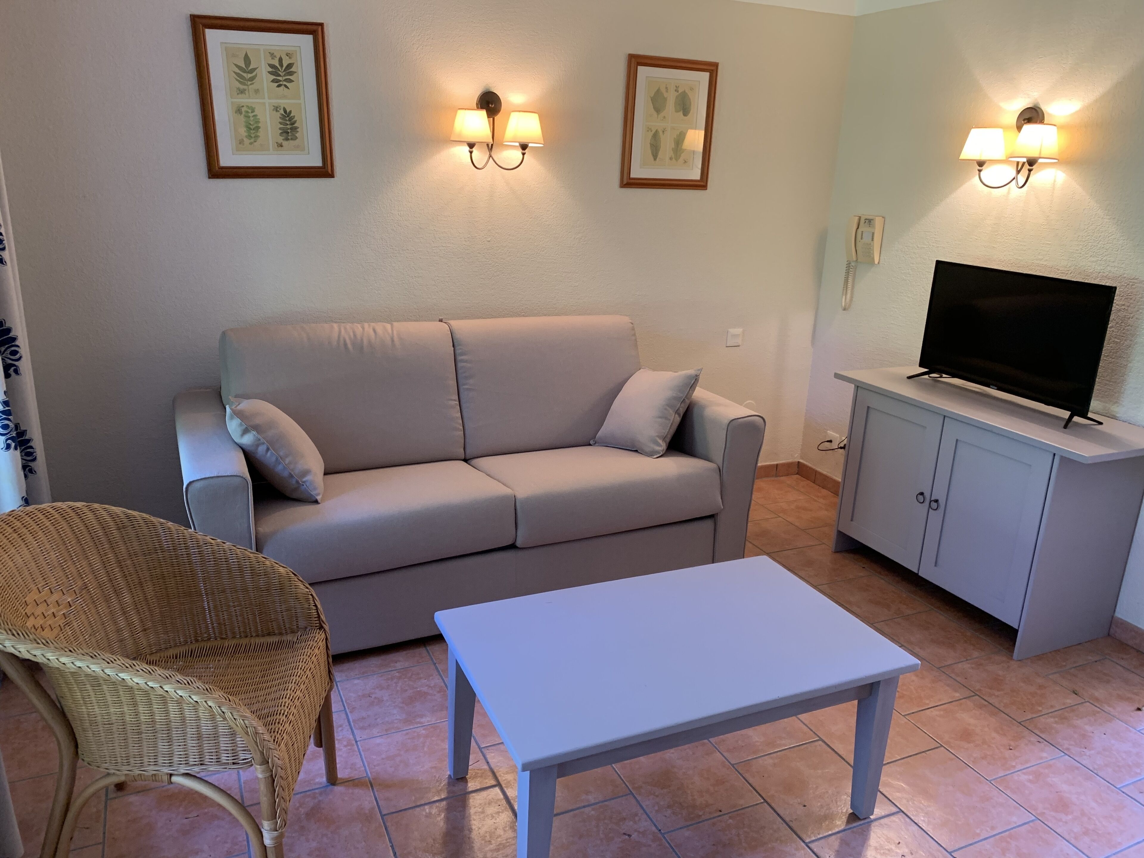 Fernseher