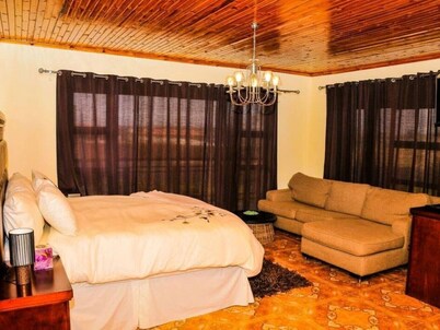 Bhimi Lodge Getaway Guest House