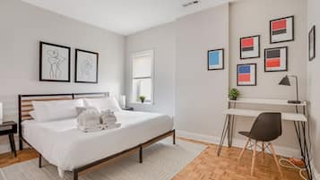 3 bedrooms, desk, iron/ironing board, travel crib