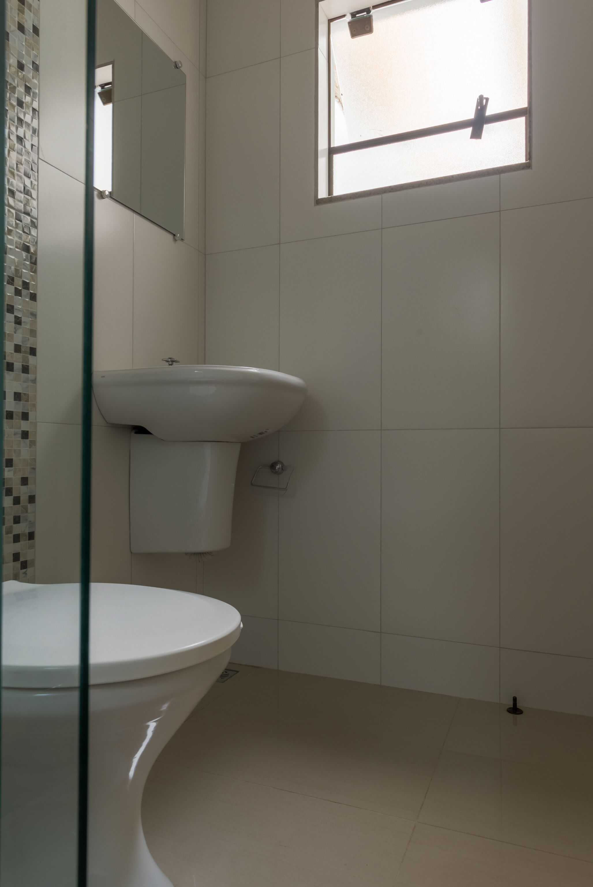 Quarto duplo | Banheiro | Chuveiro, toalhas de banho, sabonete, shampoo
