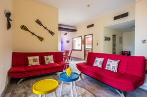 TV - DM2 Deluxe Design Beach Apartment in Marina, Pool&Gym! (Dubai)