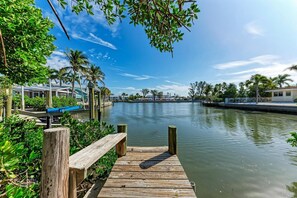 Unclassified image, 5 of 50, button