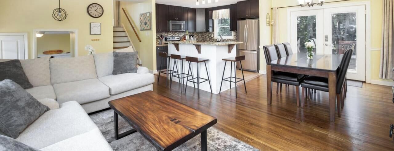 TV, fireplace, Netflix, streaming services