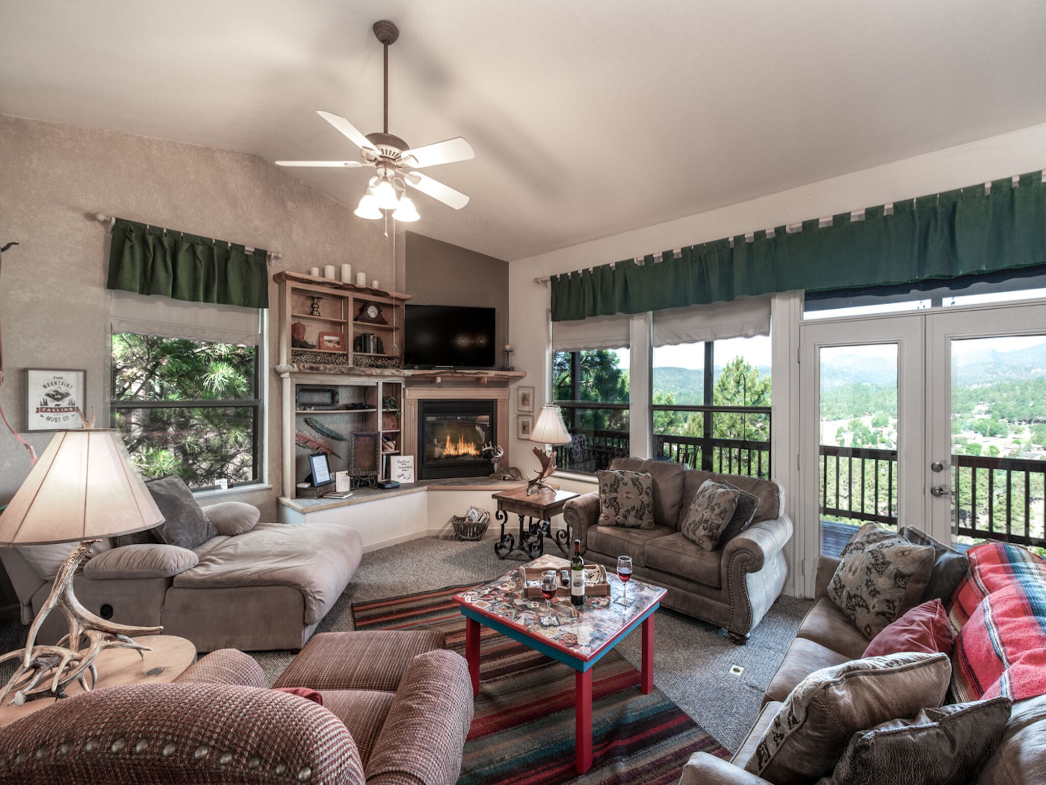 Robin's Nest | Pet Friendly, Hot Tub, Game Room!