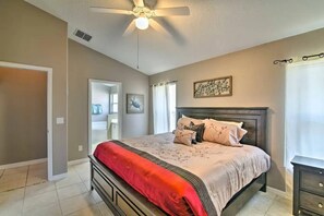 4 bedrooms, travel cot, WiFi, bed sheets