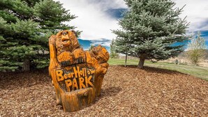 Property grounds - Convenient Park City Condo (Park City)