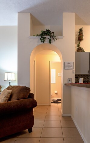 TV - Great Location Universal/Disney - New Beds! (Kissimmee)