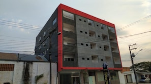 Mặt tiền nơi lưu trú