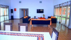 Interior - RÉSIDENCE VIE PAISIBLE (Abidjan)