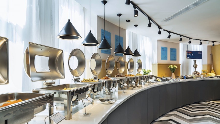 Holiday Inn Express Urumqi Station by IHG