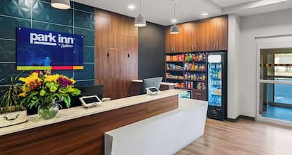 Park Inn by Radisson, Kelowna