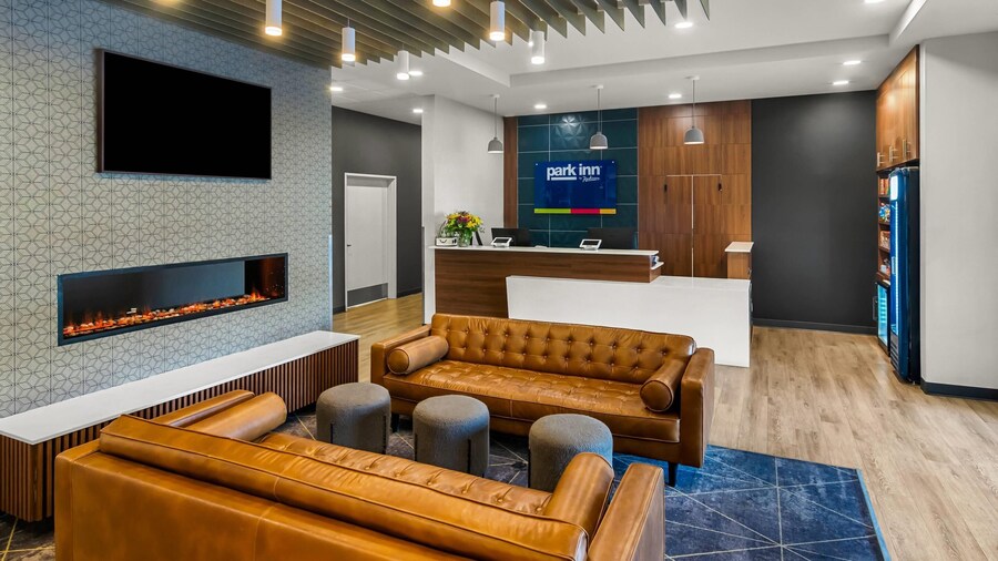 Park Inn by Radisson, Kelowna