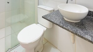 Superior tweepersoonskamer | Badkamer