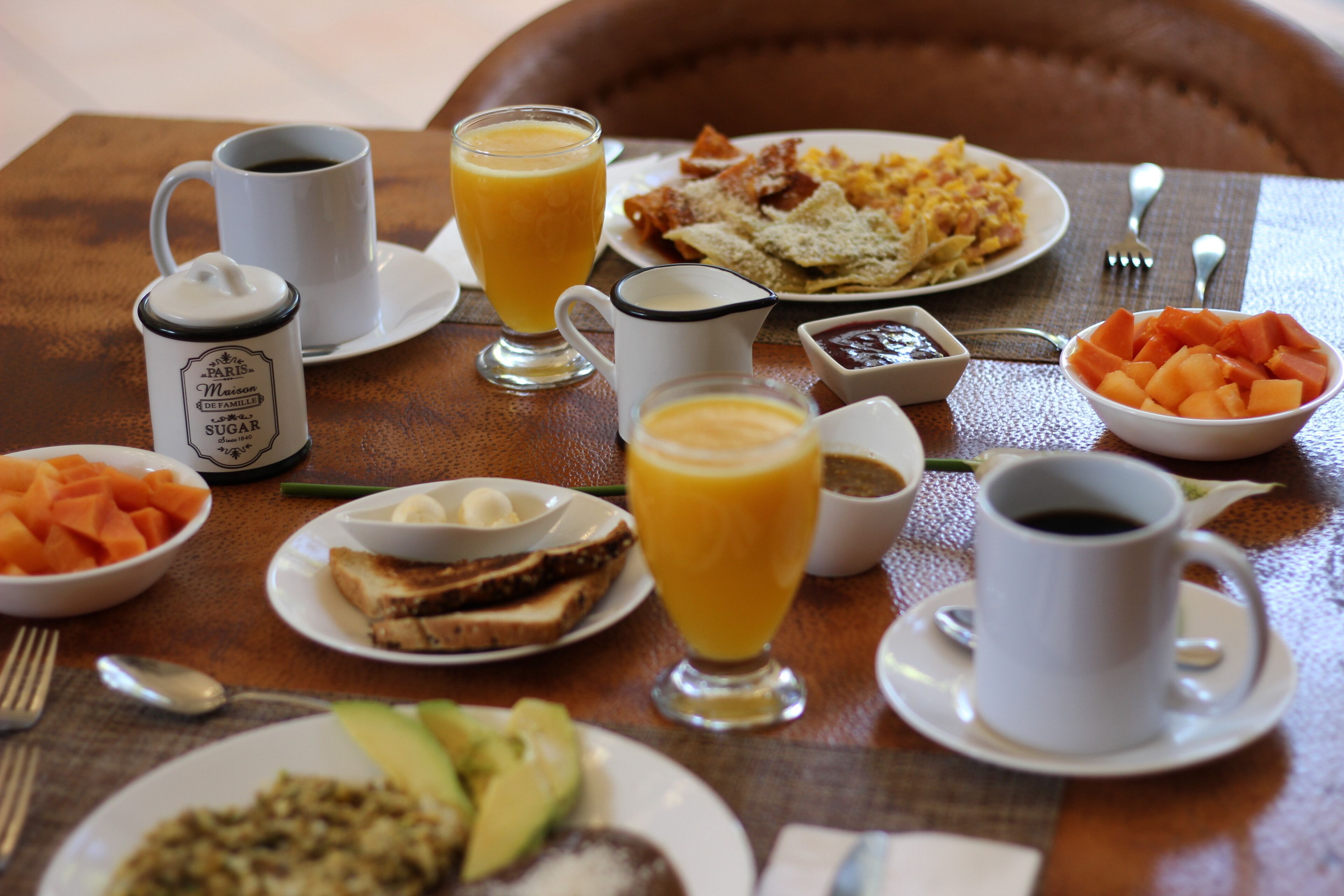 free daily full breakfast