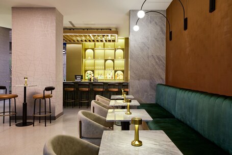 Delta Hotels by Marriott New York Times Square - Image 30