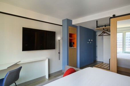Delta Hotels by Marriott New York Times Square - Image 38