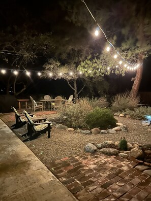 Terrace/patio - Chic 2B2b Bungalow w/ studio 3 mi to Sequoia NP - Dog Friendly! (Three Rivers)