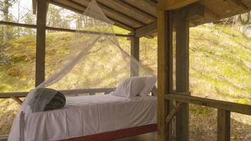 1 chambre, fer et planche Ă repasser, Wi-Fi gratuit, draps fournis