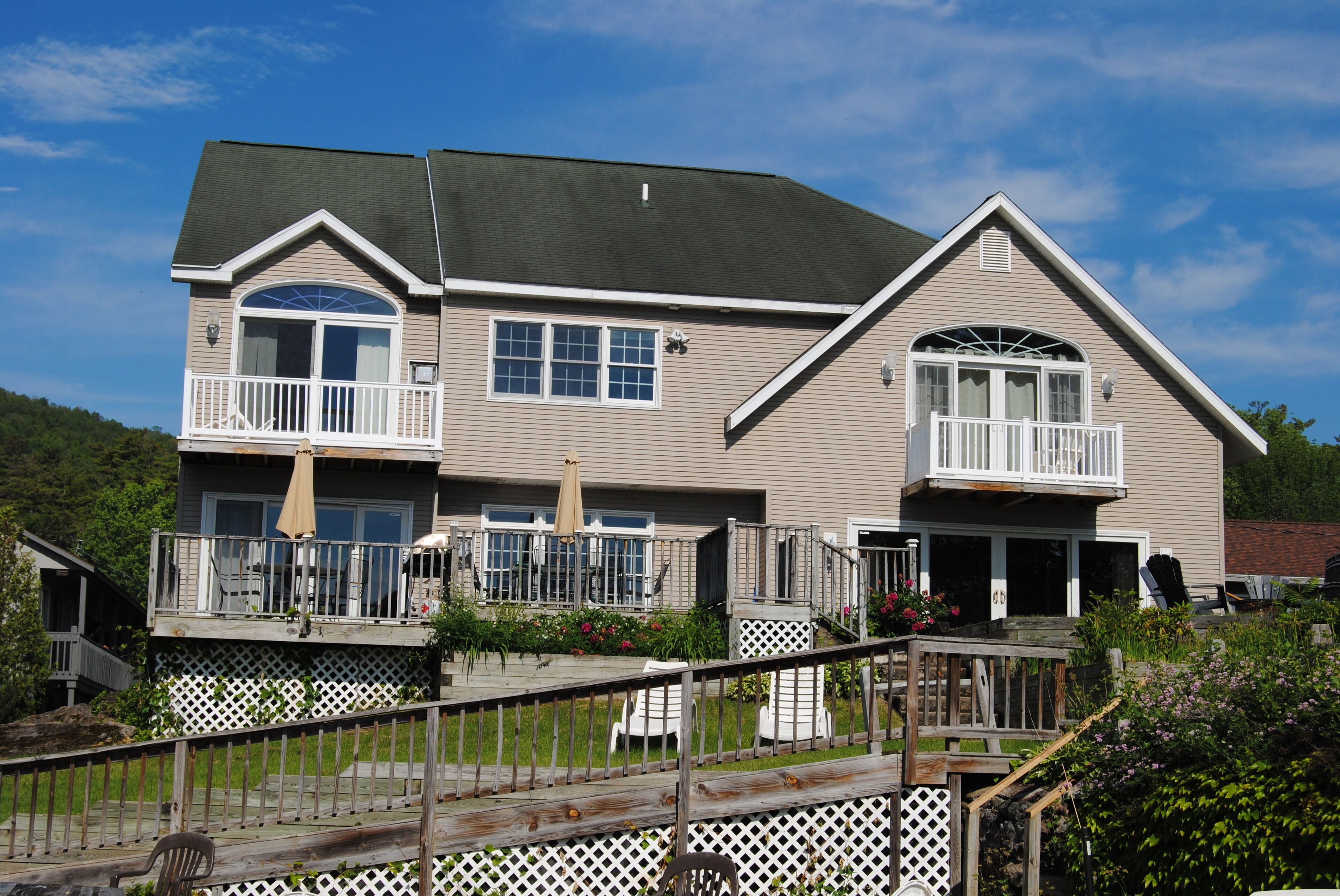 Vacation home on Lake George