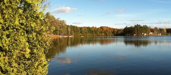THE PHOEBE - The Beautiful NettieBay Lodge