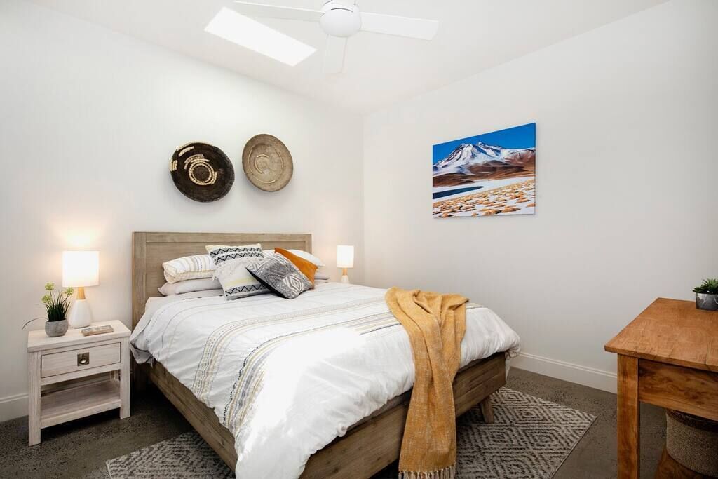 SUNSET CLIFFS luxury stay at Maslin Beach — image 11