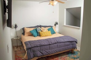 1 habitación, tabla de planchar con plancha, wifi y ropa de cama