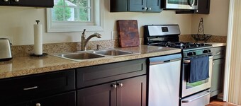 Cozy Cabin In Roselle