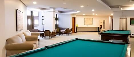 Apartment | Game room
