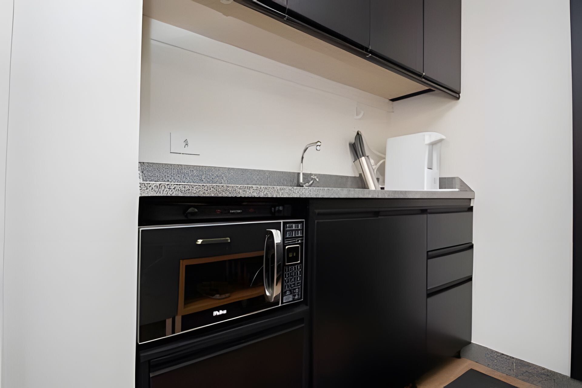 Apartment | Private kitchen | Fridge, microwave, electric kettle, cookware/dishes/utensils