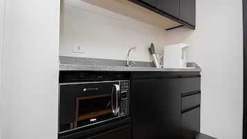 Apartment | Private kitchen | Fridge, microwave, electric kettle, cookware/dishes/utensils