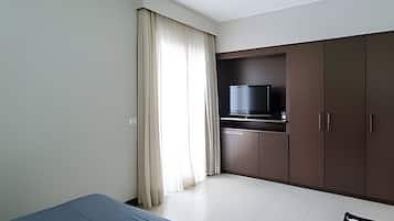 Apartment | Free WiFi, bed sheets