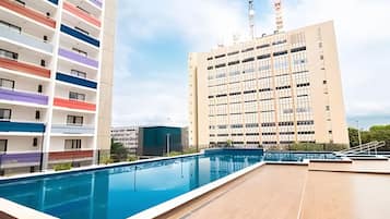 Outdoor pool, sun loungers