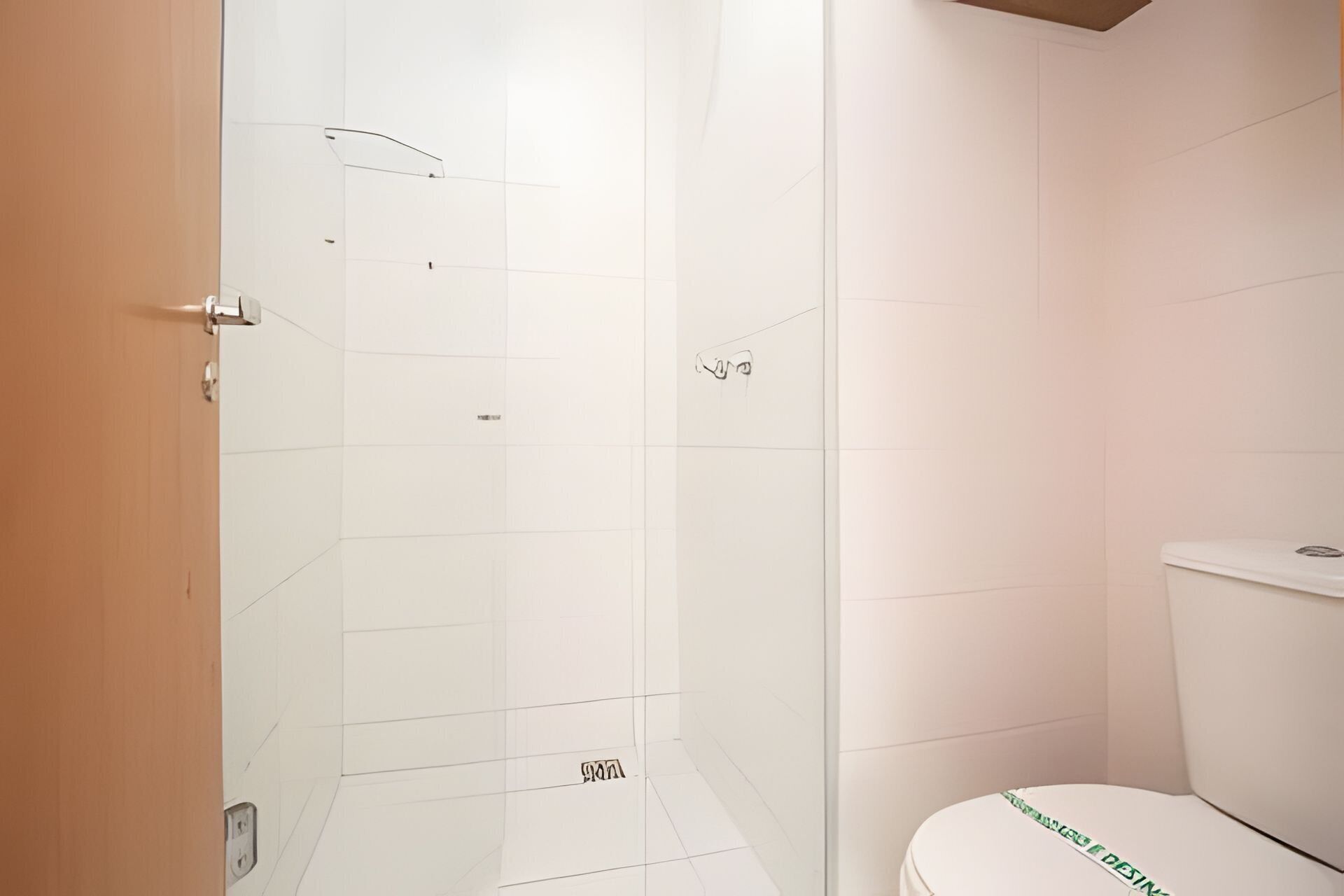 Apartment | Bathroom | Shower, free toiletries, hair dryer, towels